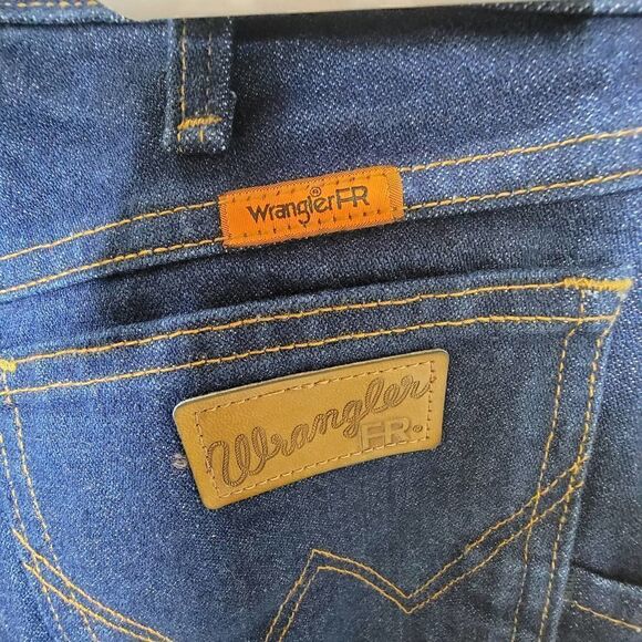 Wrangler Flame Resistant Relaxed Denim Jeans - Picture 4 of 12